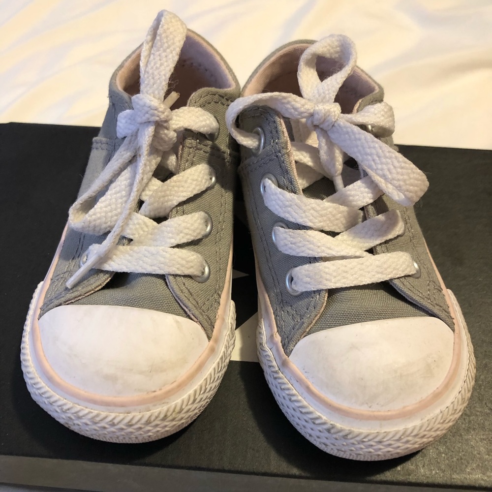 Kids converse